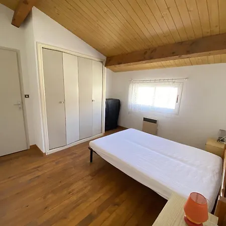 Ferienhaus Grande 10 Pers Proche Plage, 5 Chambres, Calme - Fr-1-781-70 *
